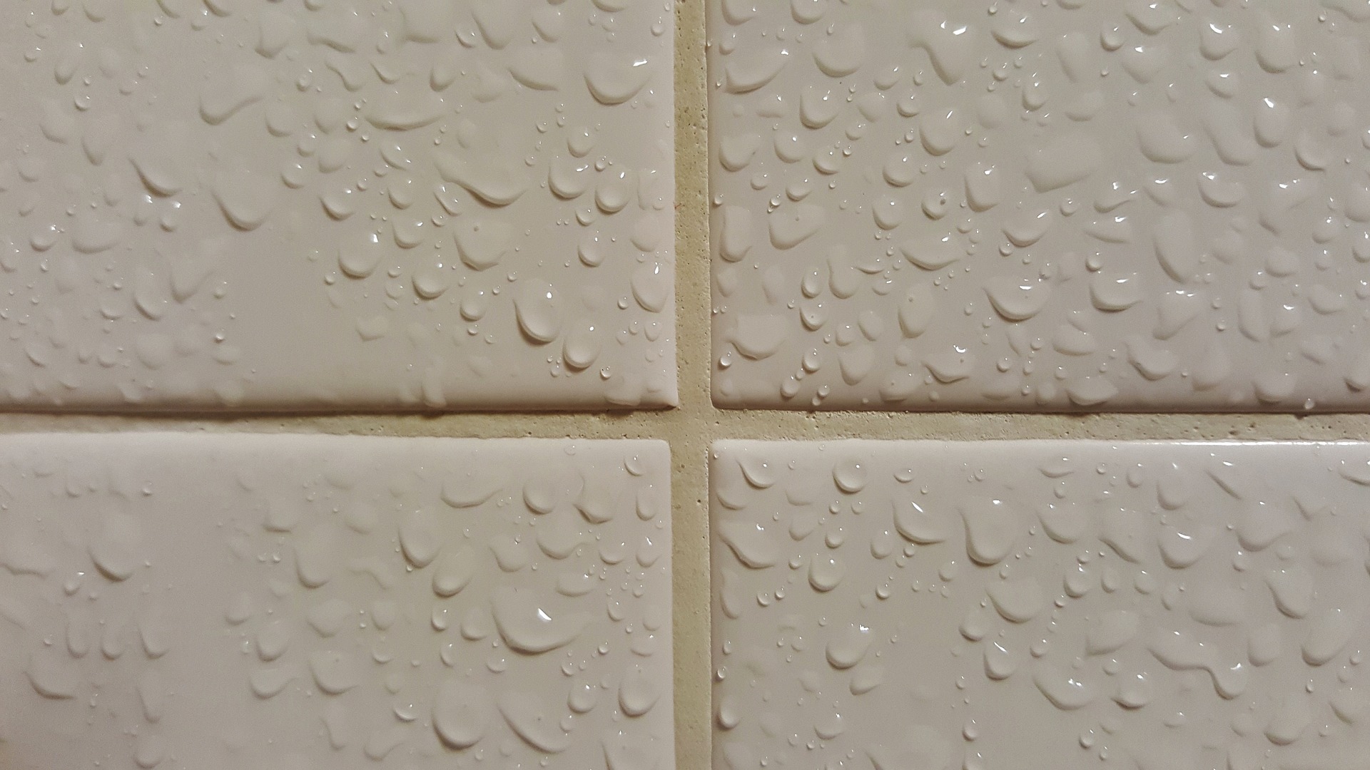 What to Avoid When it Comes to Proper Tile Cleaning